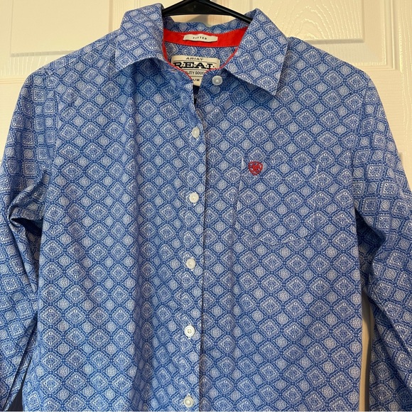 Ariat Women's R.E.A.L. Kirby Fitted Button Down Shirt Size M Blue/White Western - Picture 3 of 10